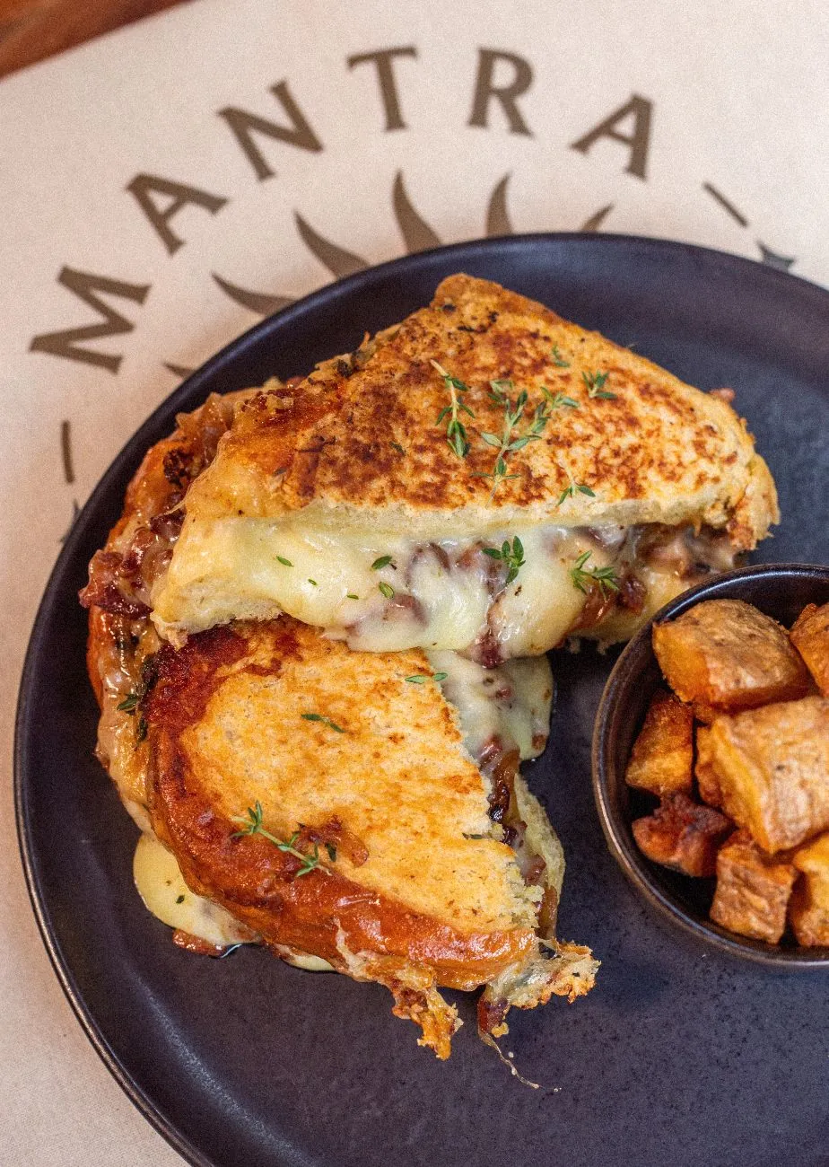 Sándwich de queso fundido