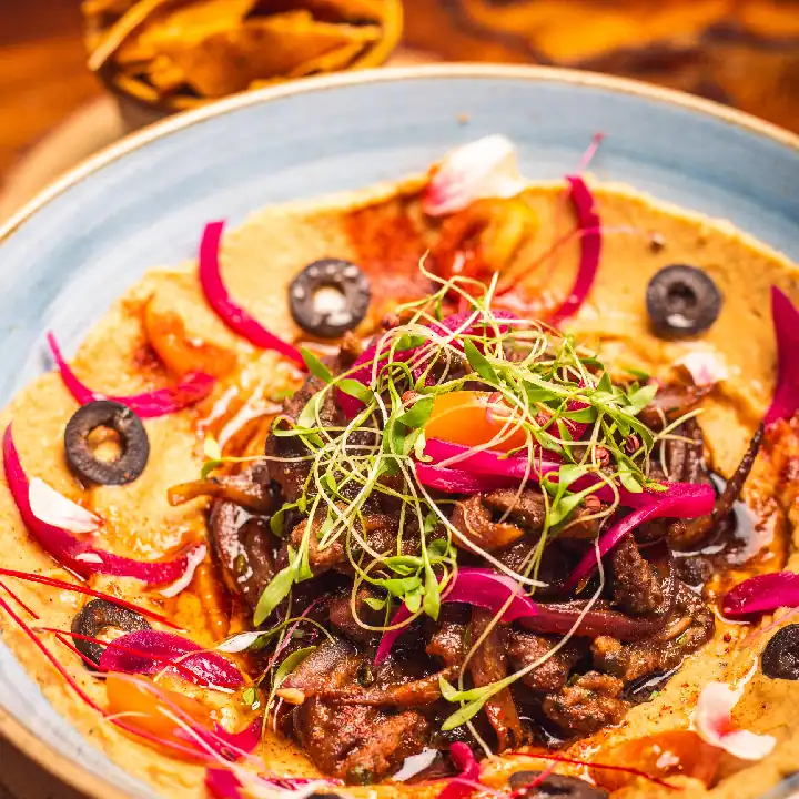 HUMMUS BEEF